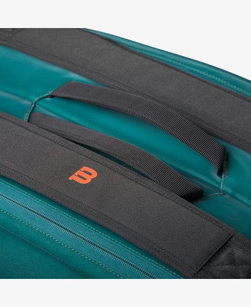 Wilson Blade V9 Super Tour 9PK Racket Bag